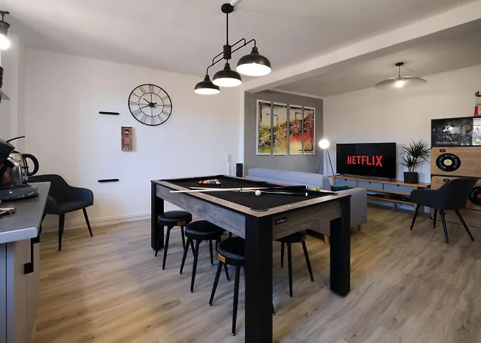 Magnifique*t4*centre Ville*wifi*billard*netflix*